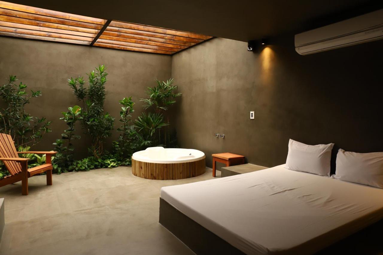 Luv Gardens Motel - Adults Only Caxias do Sul Exterior foto
